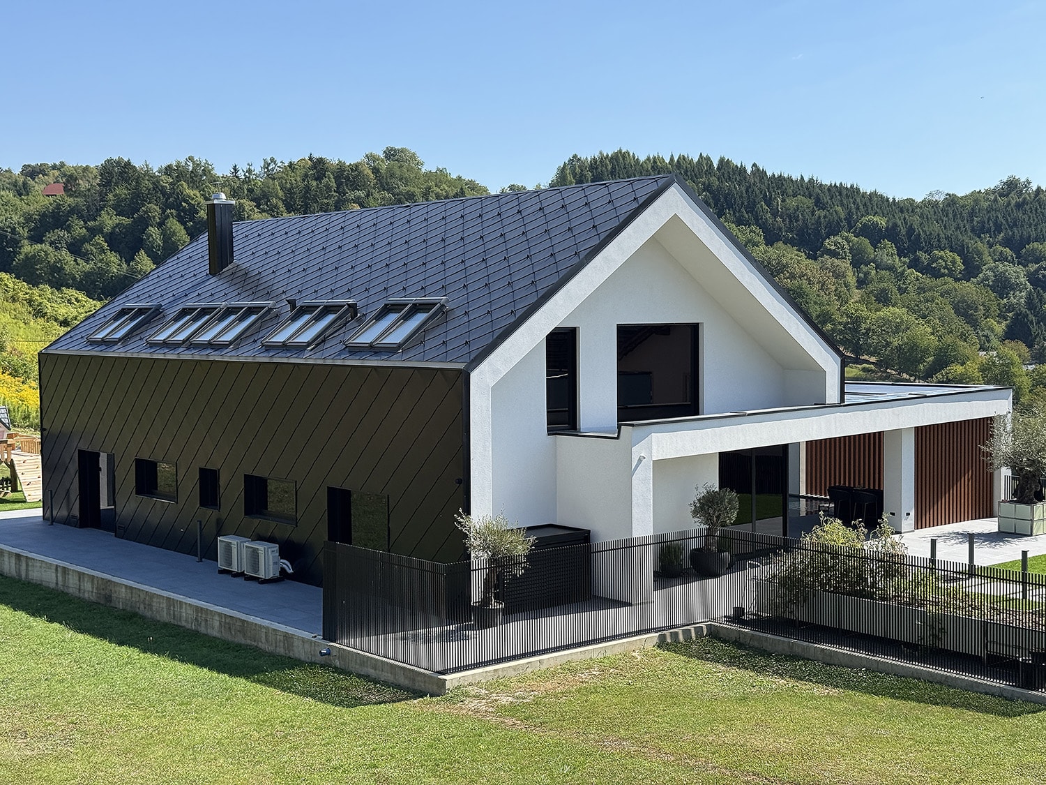 Novogradnja z okni in vrati MIK Celje
